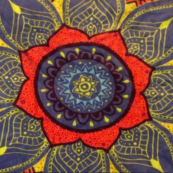 Pura Vida Beach Mandala Round Towel, boho beach towel, bohemian decor - Picture 6 of 6